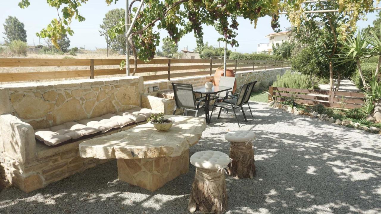 Studio Panagiota - Oasis Holiday Houses Kokkinos Pirgos Exterior photo