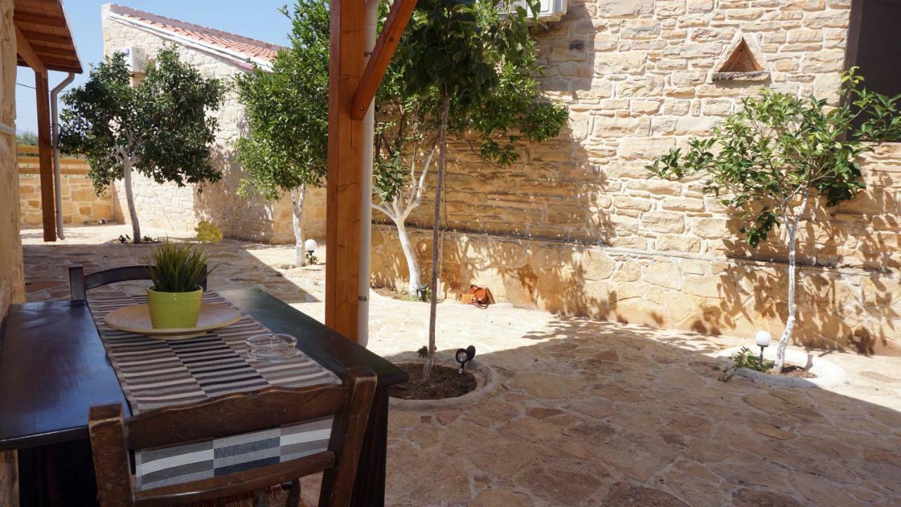 Studio Panagiota - Oasis Holiday Houses Kokkinos Pirgos Exterior photo